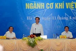 Thủ tướng Nguyễn Tấn Dũng chủ trì Hội nghị Tổng kết 10 năm thực hiện Chiến lược phát triển ngành cơ khí Việt Nam