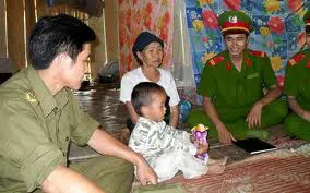 Lương công an xã chưa tới 2 triệu đồng/tháng