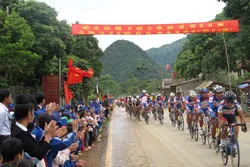 Cuộc đua xe đap Về Điện Biên Phủ 2014: Đồng Tháp và An Giang thắng lớn