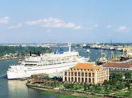 TPHCM chuyển biến tốt trên nhiều lĩnh vực trong 4 tháng đầu năm 2014