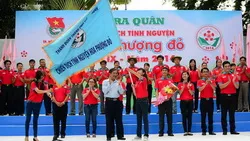 Ra quân chiến dịch tình nguyện Hoa phượng đỏ năm 2014