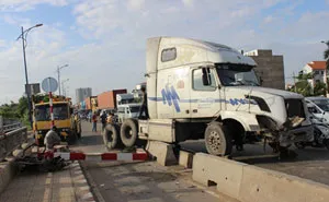 6 tháng đầu năm 2014, tai nạn giao thông ở TPHCM giảm cả 3 mặt