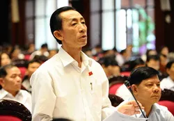 Đã đến lúc cần có biện pháp chặt chẽ kiểm soát nợ công