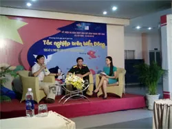 Giao lưu chủ đề “Tác nghiệp trên biển Đông”