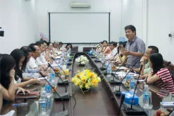 “Thông tin Duyên hải” – Một chương trình thiết thực đối với ngư dân và chiến sĩ trên biển Đông