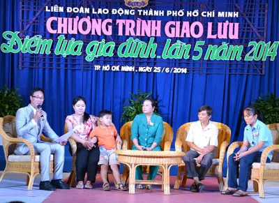 Tuyên dương gia đình công nhân viên chức lao động tiêu biểu năm 2014