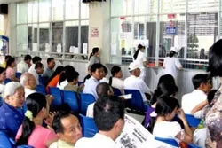 Sau một tháng áp giá viện phí mới: Còn đó những nỗi lo