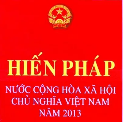 Triển khai phổ biến nội dung Hiến pháp (sửa đổi) trong cán bộ viên chức và người lao động