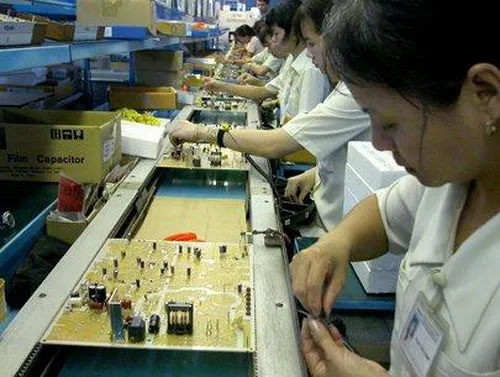 Hỗ trợ cho doanh nghiệp ổn định sản xuất, khắc phục thiệt hại