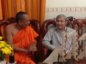 “Đẩy mạnh công tác dân vận chính quyền từ cơ sở”