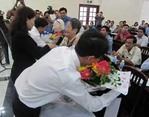 Thành đoàn TPHCM nhận phụng dưỡng suốt đời 27 mẹ Việt Nam anh hùng