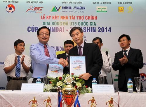 Giải bóng đá U15 quốc gia 2014: Nhà vô địch được thưởng 50 triệu đồng