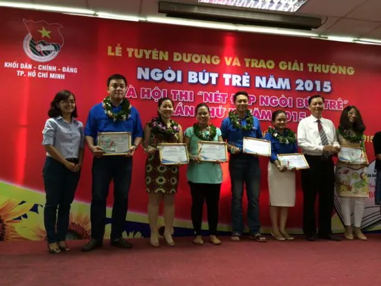 Đài TNND TPHCM đạt 5 giải thưởng "Ngòi bút trẻ" năm 2015 1