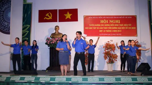 Đài TNND TPHCM tuyên dương tập thể, cá nhân điển hình học tập Bác 2