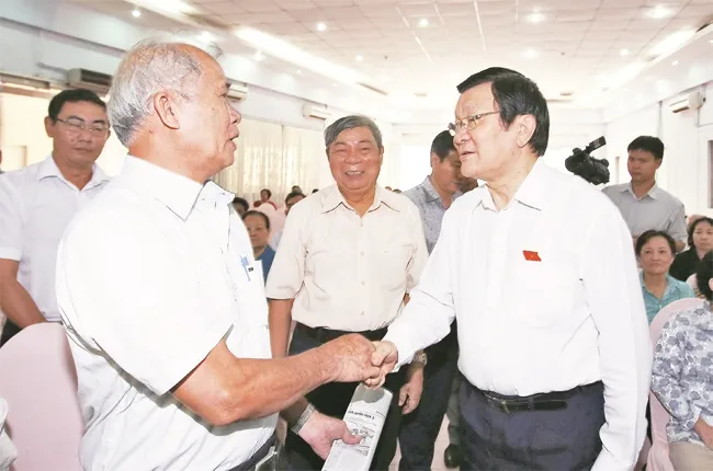 Tin TPHCM ngày 04/03/2016: Chủ tịch nước Trương Tấn Sang tiếp xúc cử tri quận 4 1