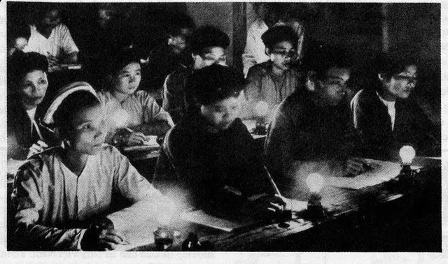 Các lớp Bình dân học vụ trong kháng chiến 