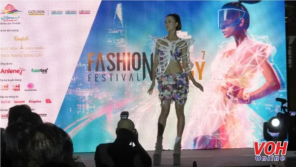 lễ hội thời trang và công nghệ 2017 voh.com.vn