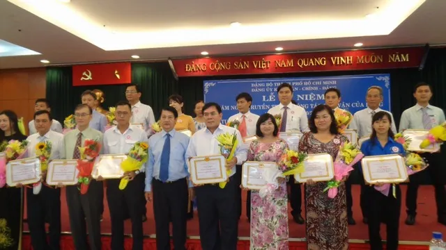 Các tập thể nhận được tuyên dương Dân vận khéo năm 2017 voh.com.vn