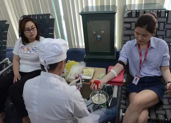 Nhân viên Maritime Bank tham gia hiến máu voh.com.vn