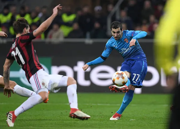 dien-bien-chinh-tran-ac-milan-vs-arsenal-luot-di-vong-16-doi-cup-c2-europa-league