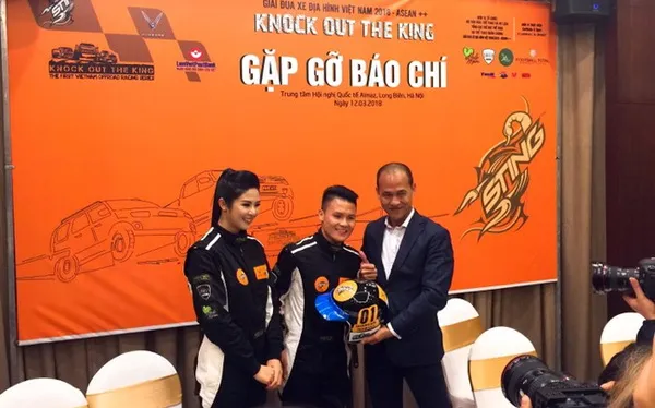 Lần đầu tiên tổ chức giải đua xe địa hình đối kháng tốc độ cao ở Việt Nam