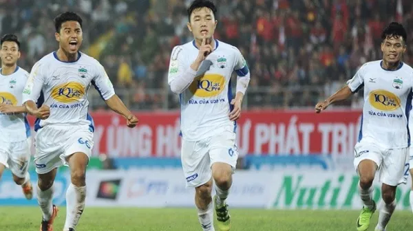 Doi-hinh-tieu-bieu-vong-2-V-League-2018