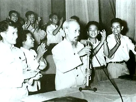 Kỷ niệm 70 năm Ngày Chủ tịch Hồ Chí Minh ra Lời kêu gọi thi đua ái quốc