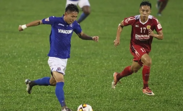 Doi-hinh-tieu-bieu-vong-4-V-League-2018