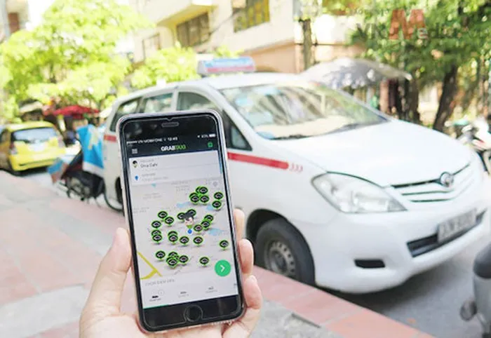 Taxi truyền thống rót tiền đầu tư công nghệ giành lại thị phần