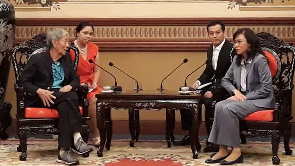Bà Nguyễn Thị Thu Phó Chủ tịch UBND TP đã tiếp ông Sieh Kok Chi- Phó Tổng thư ký Hội đồng Olympic Malaysia.