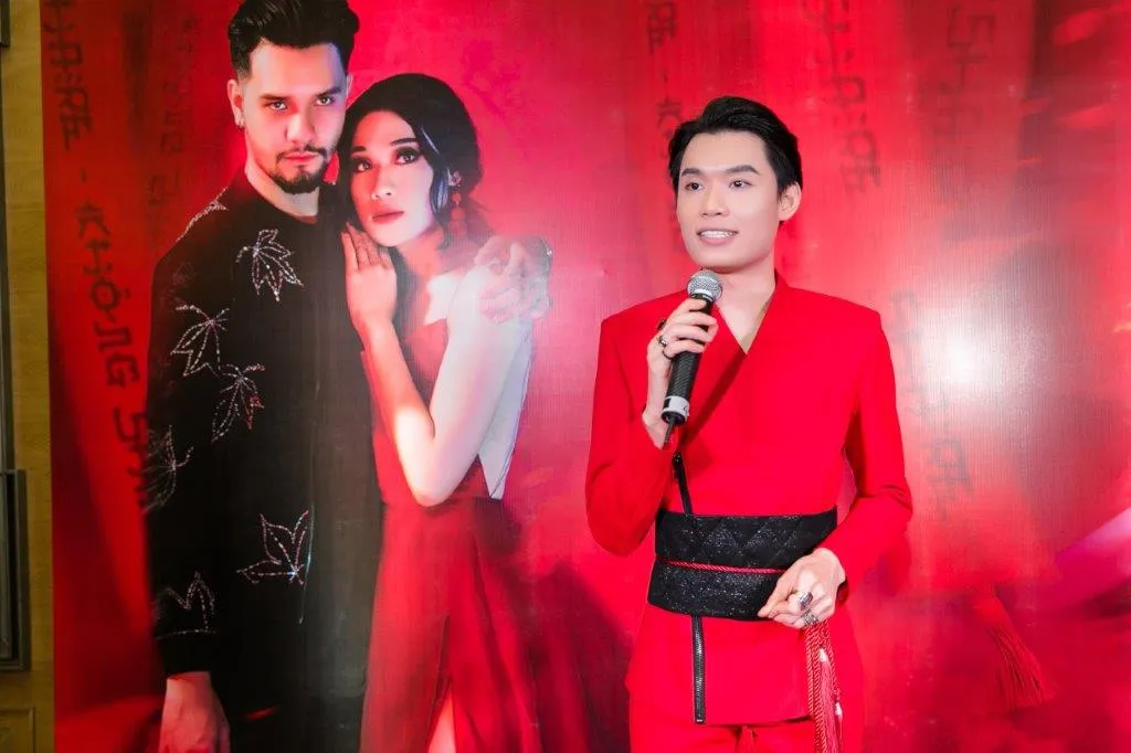 Quang Trung nhận 'cơn mưa' lời khen khi ra mắt MV Parody Bùa yêu