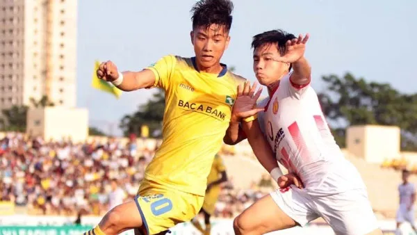 Doi-hinh-tieu-bieu-vong-11-V-League-2018