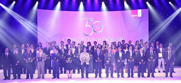 Vinamilk tiếp tục lọt vào top “50 Công ty kinh doanh hiệu quả nhất Việt Nam” năm 2018