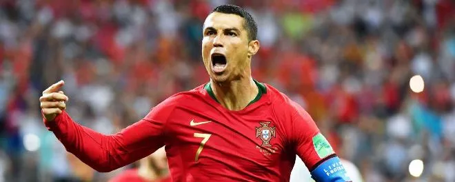 Ronaldo ăn mừng bàn thắng vào lưới Tây Ban Nha - World Cup 2018
