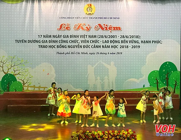 học bổng Nguyễn Đức Cảnh năm học 2018-2019. 