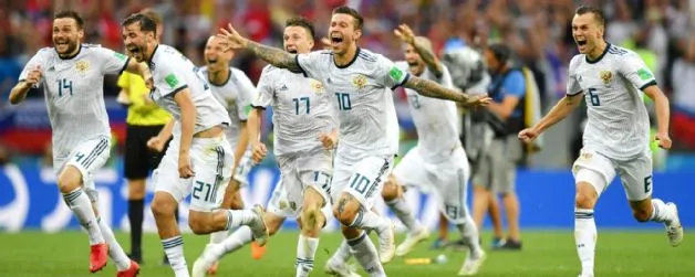 Nga vào tứ kết World Cup 2018 sau khi đá thắng luân lưu