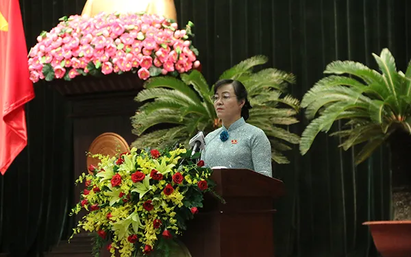 Kỳ họp thứ 9 HĐND TPHCM - bà Nguyễn Thị Quyết Tâm