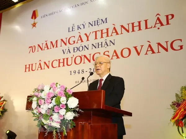 Tổng Bí thư Nguyễn Phú Trọng: Văn học nghệ thuật trực tiếp tham gia vào sự nghiệp đổi mới đất nước