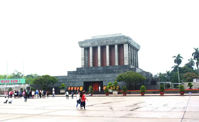 Từ ngày 16/8: Lăng Chủ tịch Hồ Chí Minh mở cửa trở lại
