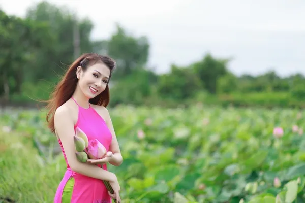 Album Tình em gái Nghệ với 5 ca khúc viết về quê hương xứ Nghệ