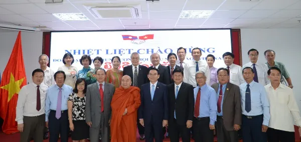 Quan hệ hữu nghị TPHCM – Lào ngày càng phát triển bền vữngq