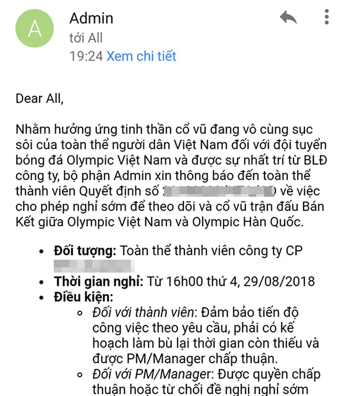 Cho phép nghỉ sớm để cùng nhau xem bóng đá.  