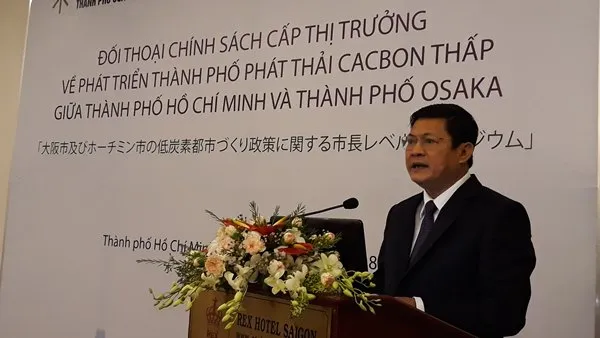 Ông Huỳnh Cách Mạng - Phó Chủ tịch UBND TPHCM phát biểu tại hội nghị. 
