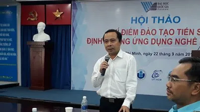 PGS.TS Vũ Hải Quân - Phó Giám đốc ĐHQG-HCM phát biểu tại hội thảo