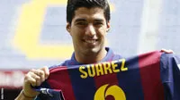 Suarez chính thức khoác áo Barcelona ở trận siêu kinh điển
