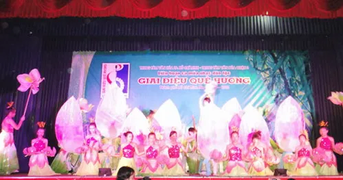VĐHN: Liên hoan ca múa nhạc dân tộc “Giai điệu quê hương - 2014”