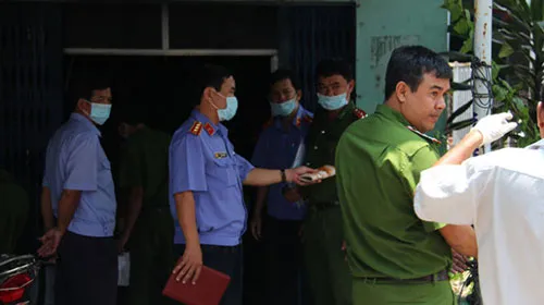 Cháy tiệm hớt tóc: Nghi án ghen tuông, phóng hỏa tự sát
