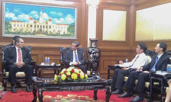 Lãnh đạo TPHCM tiếp Chủ tịch Thông tấn xã Prensa Latina (Cuba)