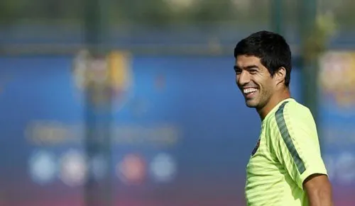Suarez chơi trận siêu kinh điển Real - Barca