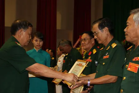 Cựu chiến binh thành phố gương mẫu đi đầu trên mọi mặt trận